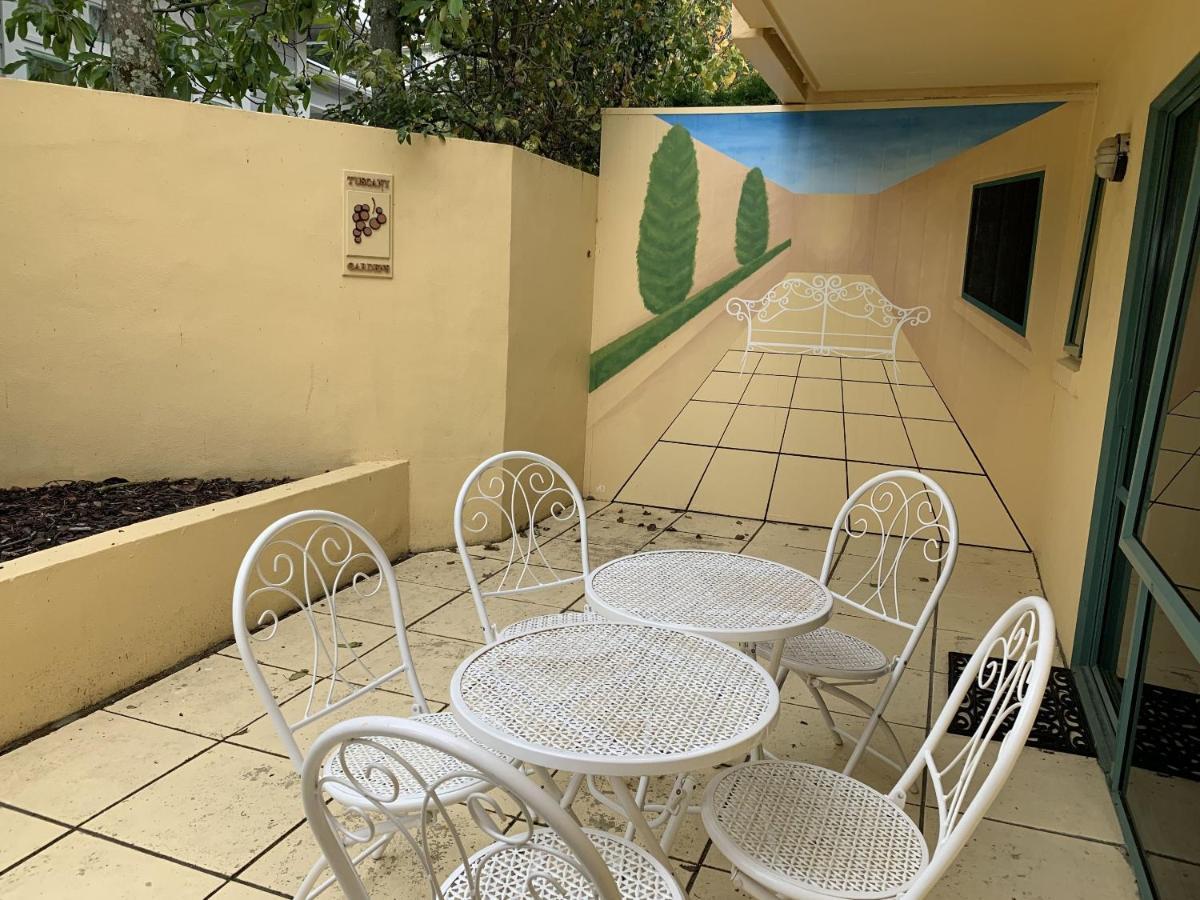 Tuscany Gardens Motor Lodge Nelson Extérieur photo